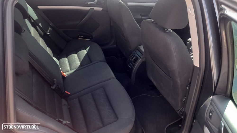 Skoda Octavia 1.4 TSI FAMILY - 4