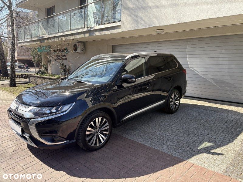 Mitsubishi Outlander 2.0 Intense + SDA 4WD CVT - 28