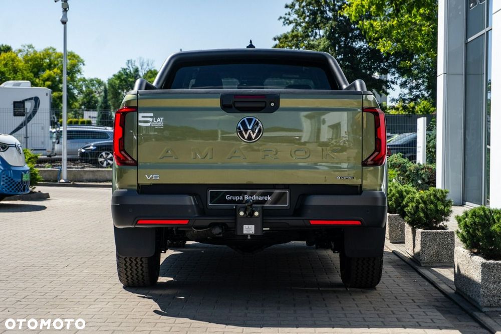 Volkswagen Amarok - 10