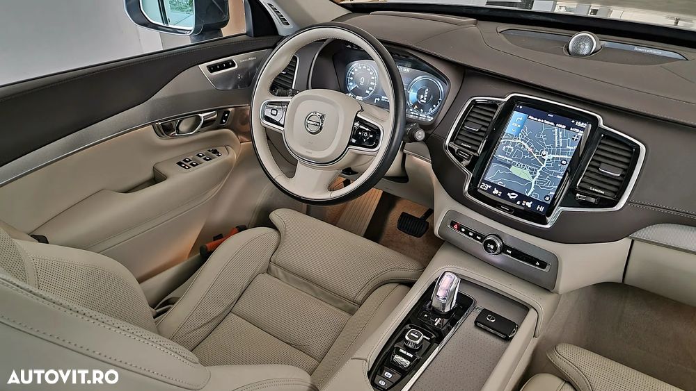 Volvo XC 90 T8 AWD Twin Engine Geartronic Inscription - 31