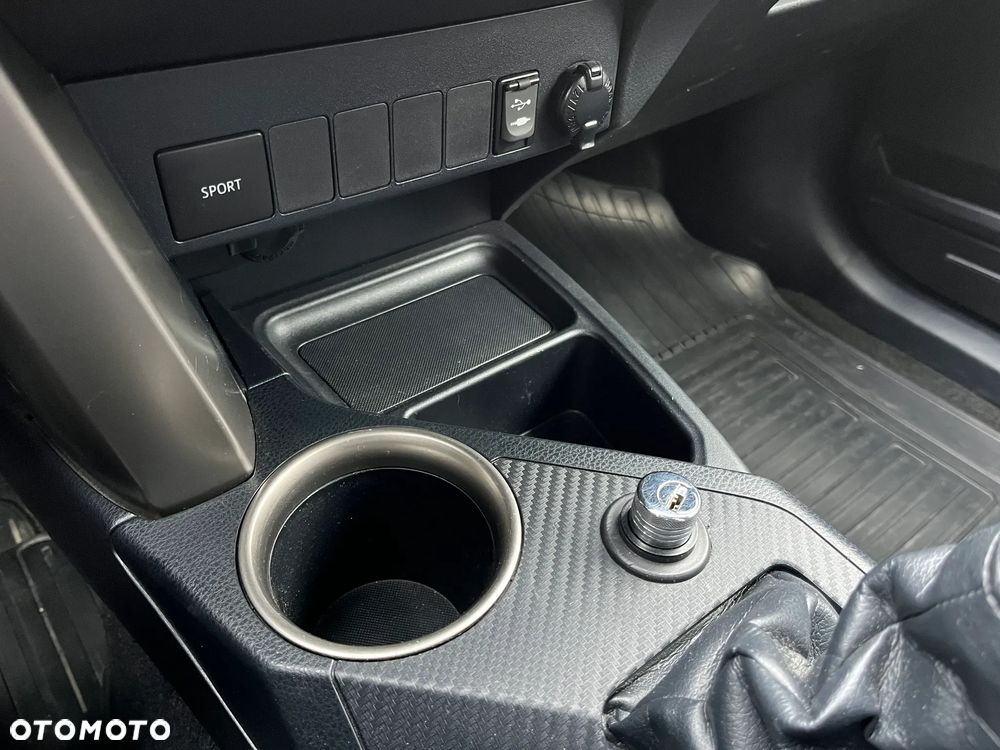 Toyota RAV4 2.0 D-4D Premium 4x2 - 21