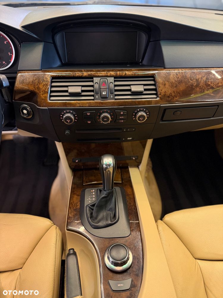 BMW Seria 5 535d - 21