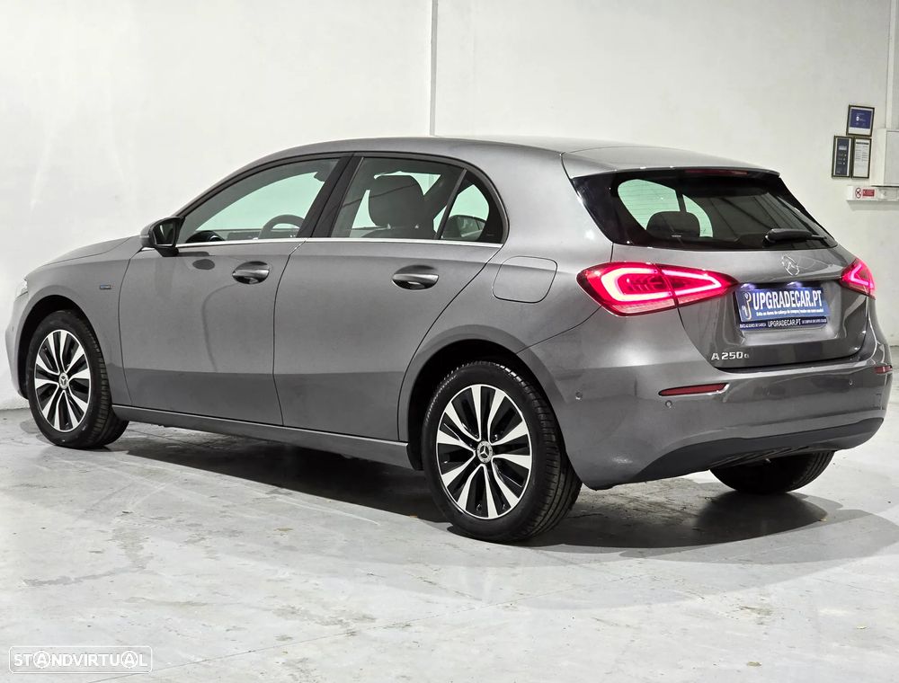 Mercedes-Benz A 250 e 8G-DCT Progressive - 21