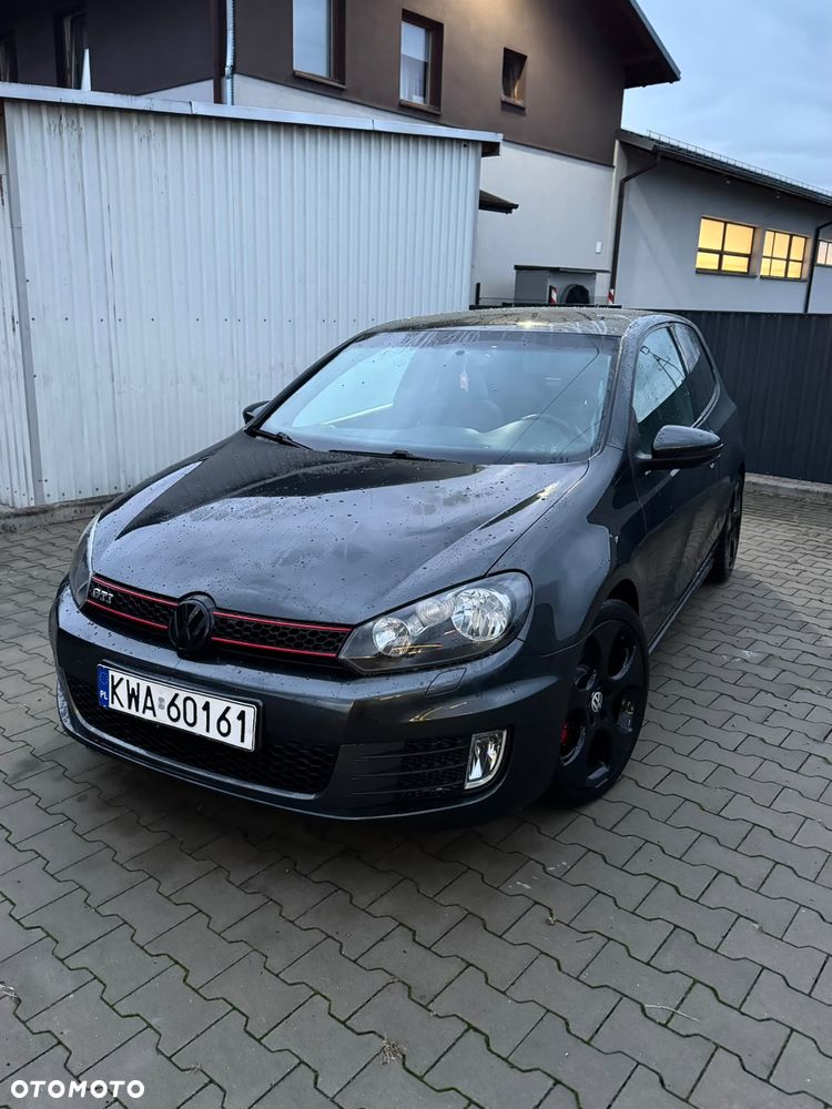 Volkswagen Golf 2.0 GTI - 1