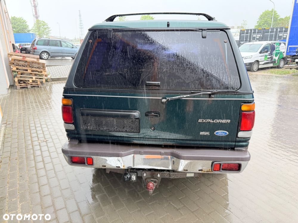 Ford Explorer Highclass - 6