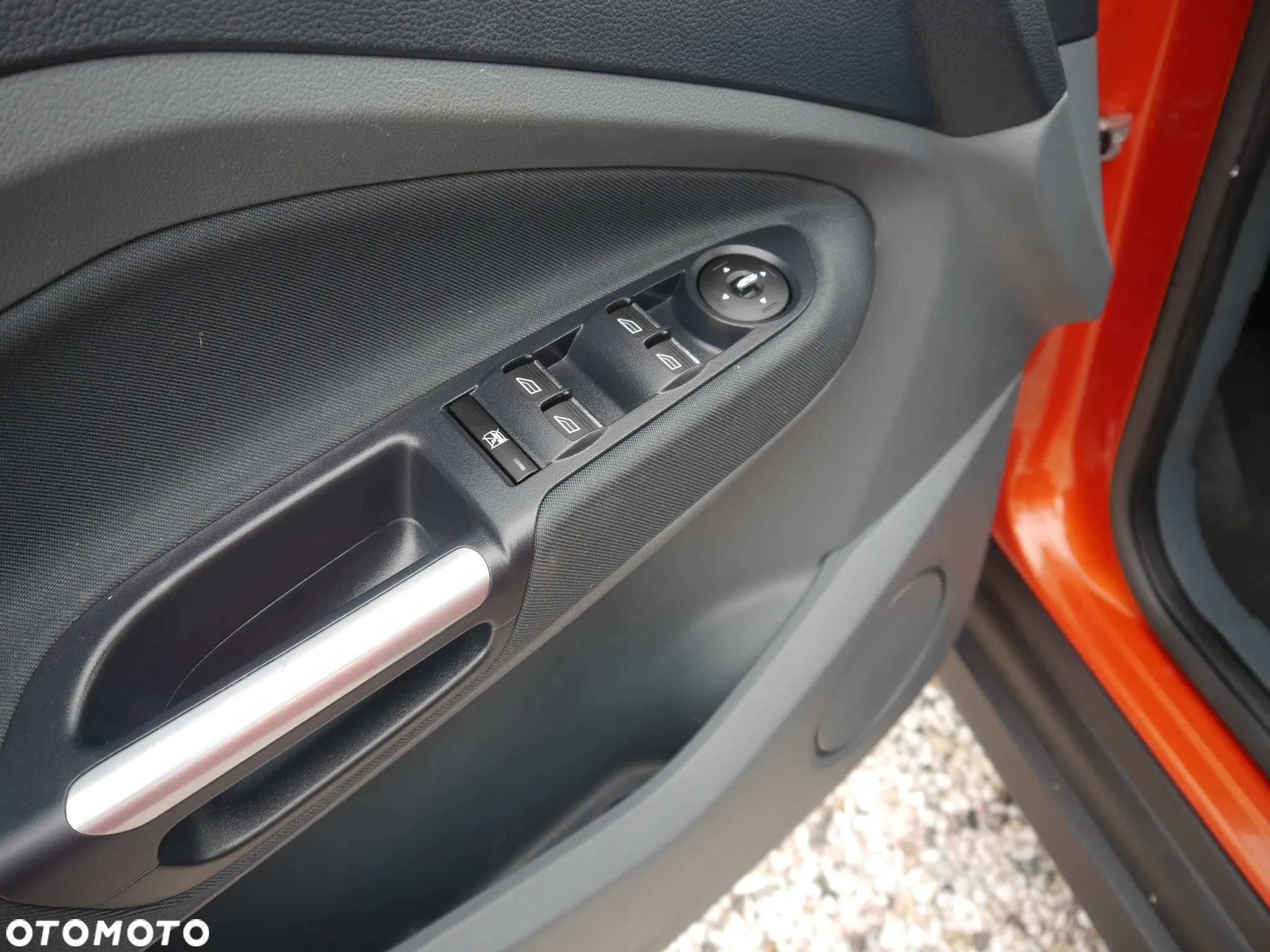 Ford C-MAX 1.6 Trend - 25