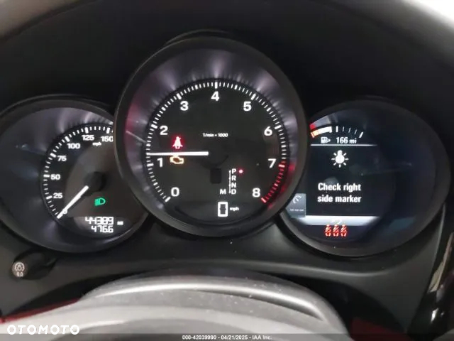 Porsche Macan - 13