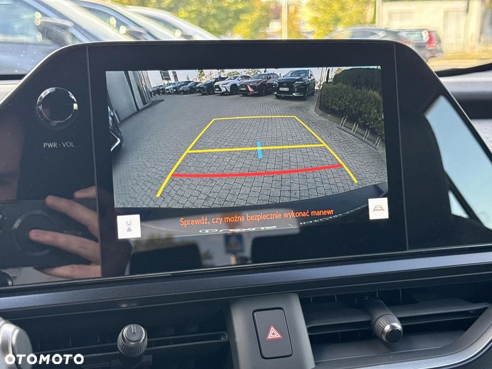 Lexus UX 300h Elegance - 16