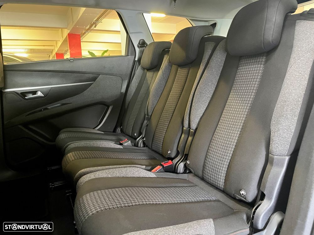 Peugeot 5008 BlueHDI 130 Allure - 26