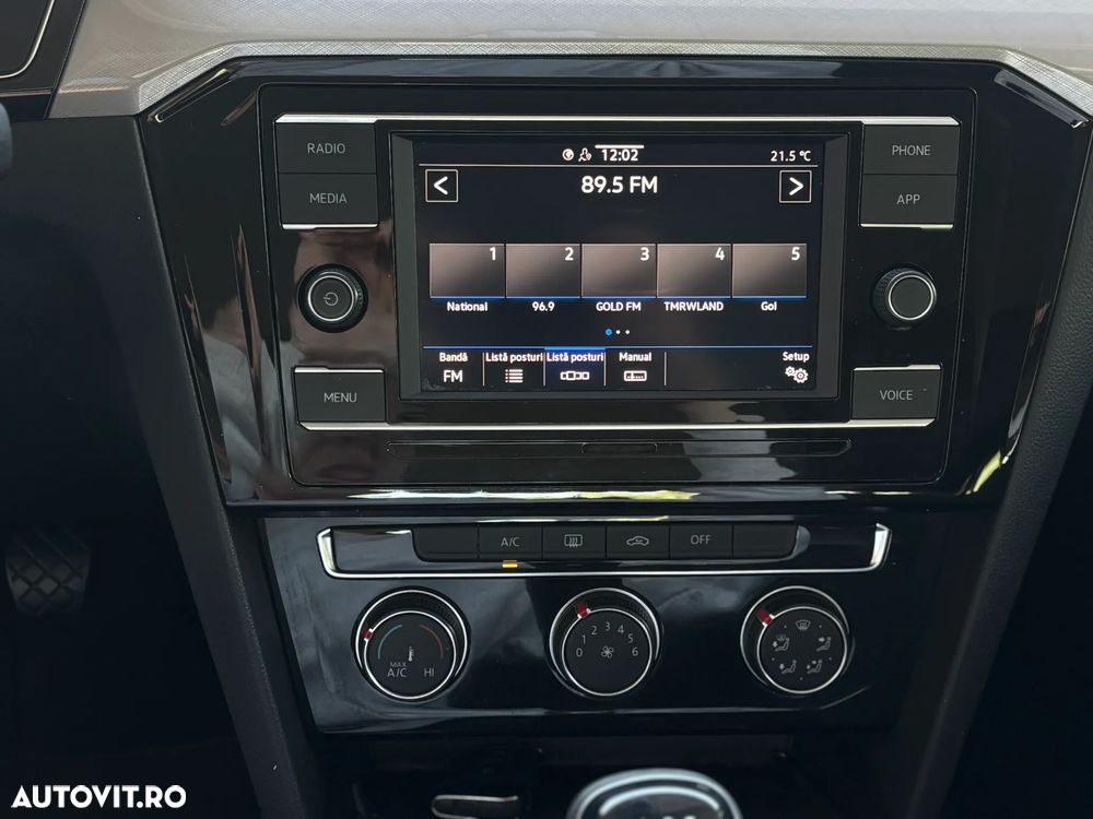Volkswagen Passat 2.0 TDI Comfortline - 18