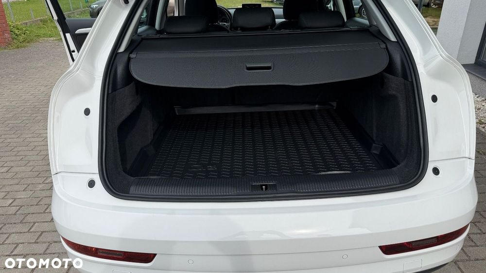 Audi Q3 - 18