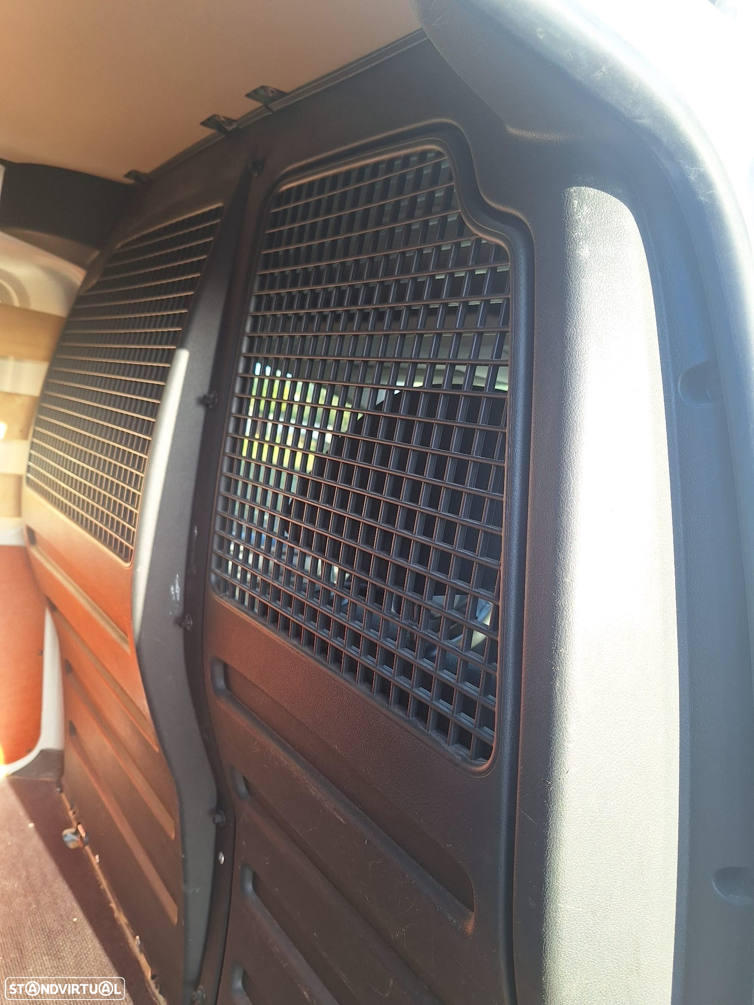 VW Caddy - 12