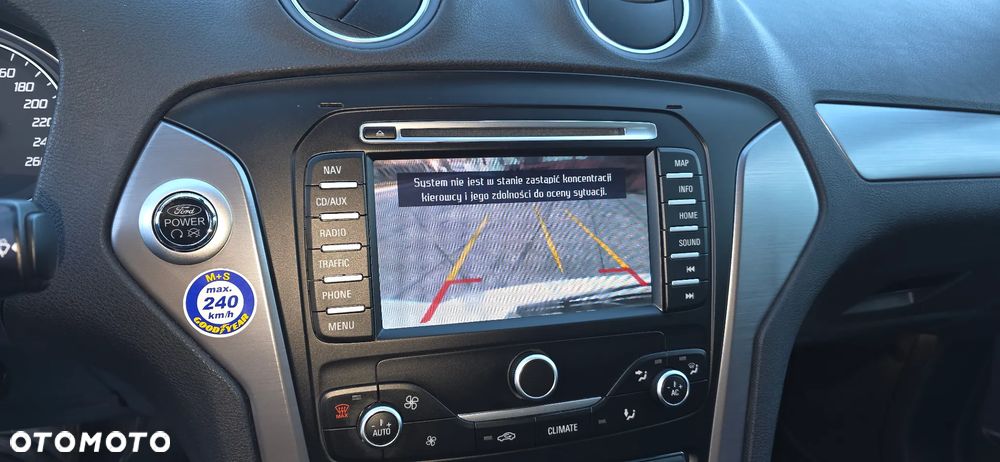 Ford Mondeo 2.0 EcoBoost Titanium - 24