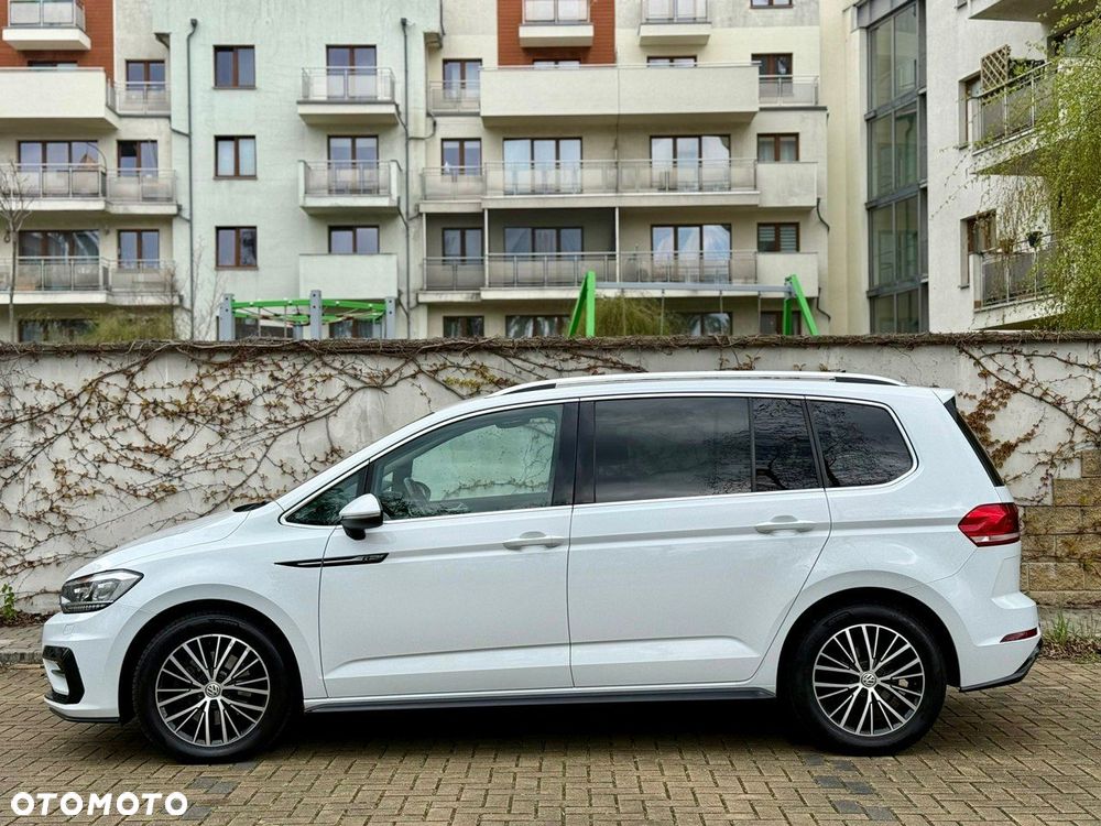 Volkswagen Touran - 13
