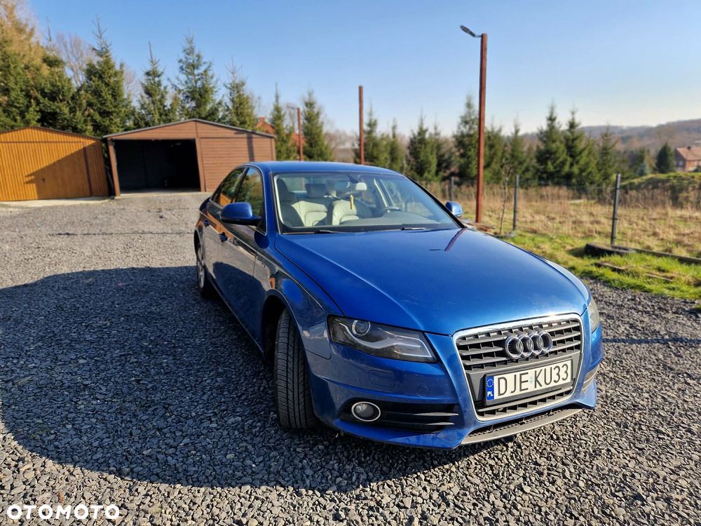 Audi A4 Limousine - 3
