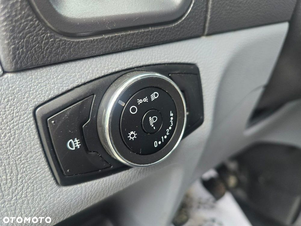 Ford Transit - 25