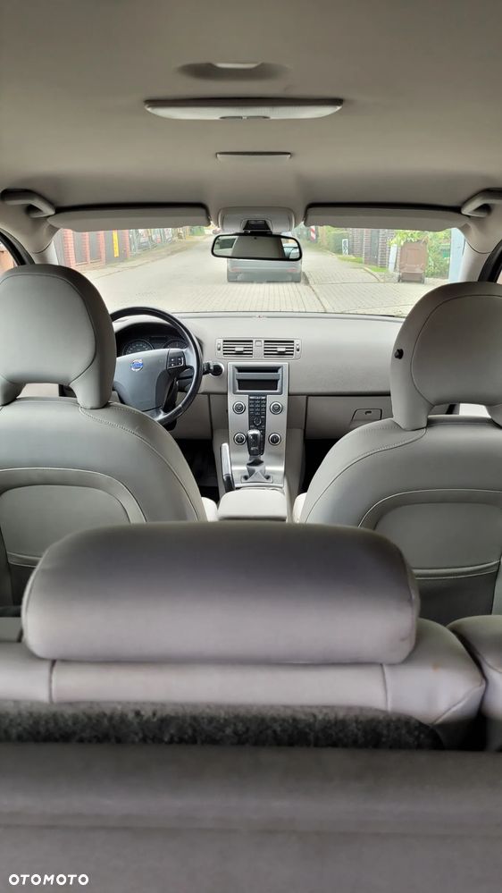 Volvo V50 2.0D Momentum - 7