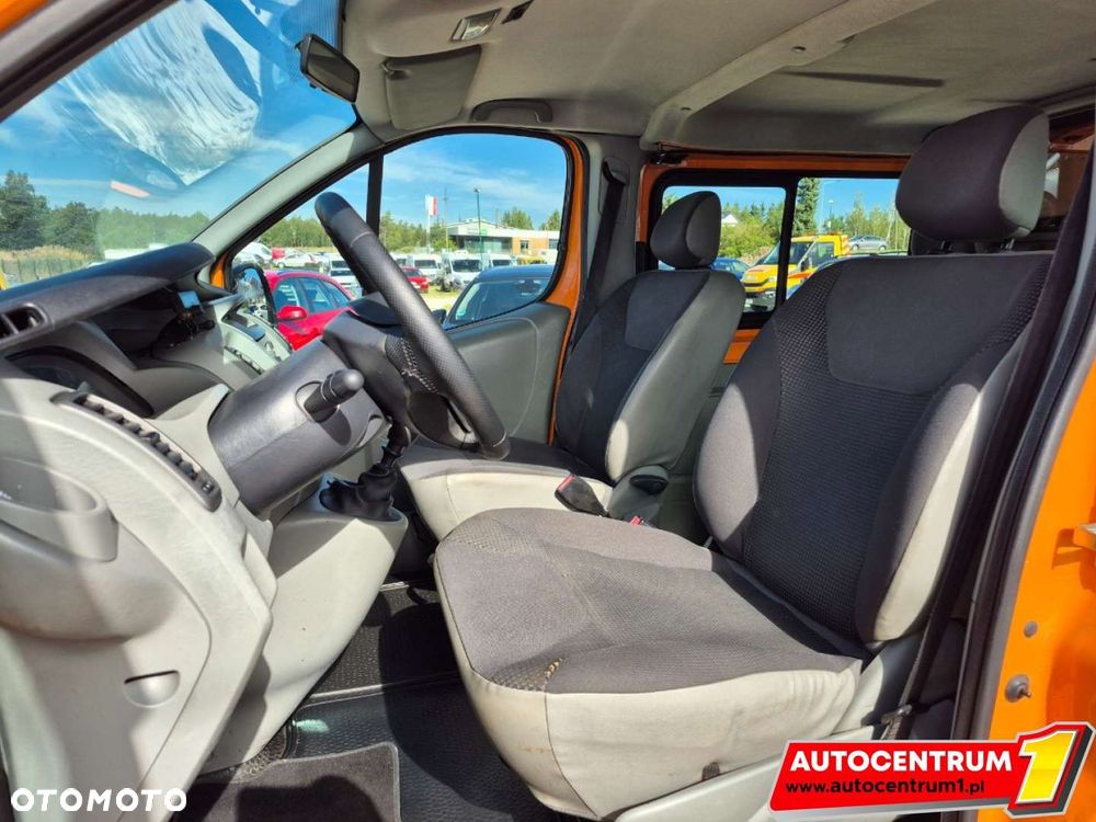 Opel Vivaro - 15