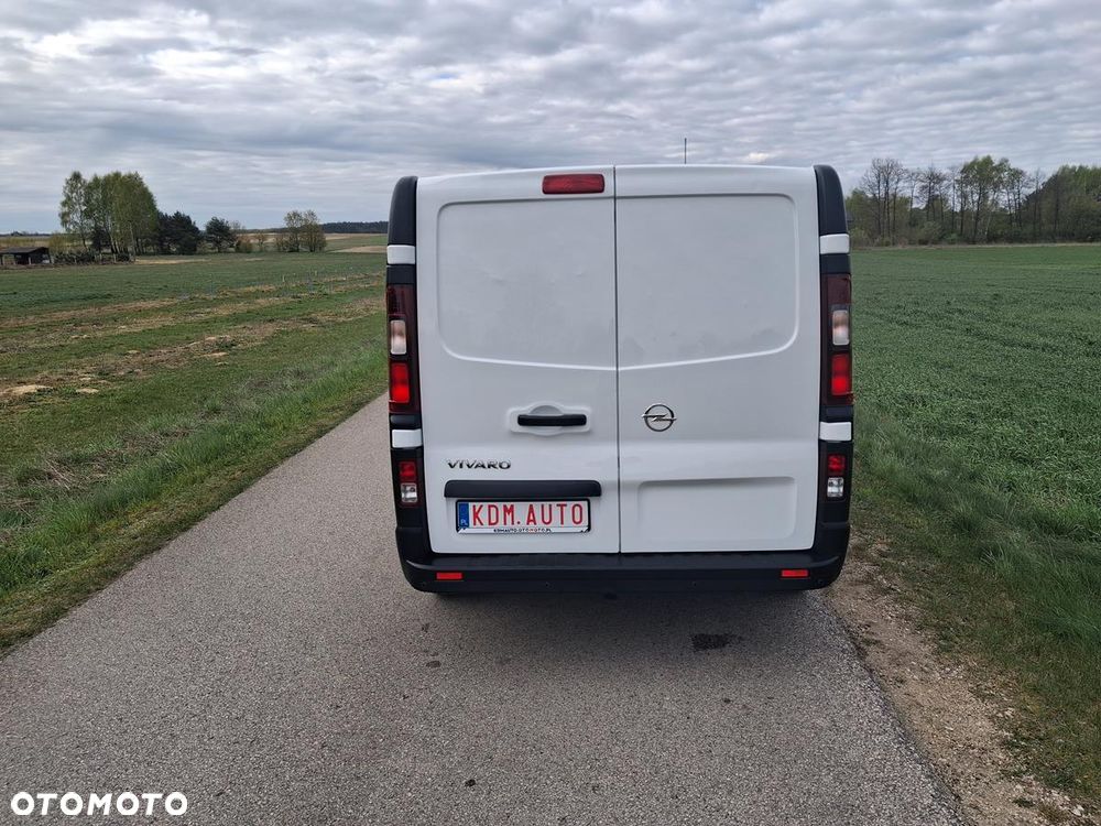 Opel Vivaro - 10