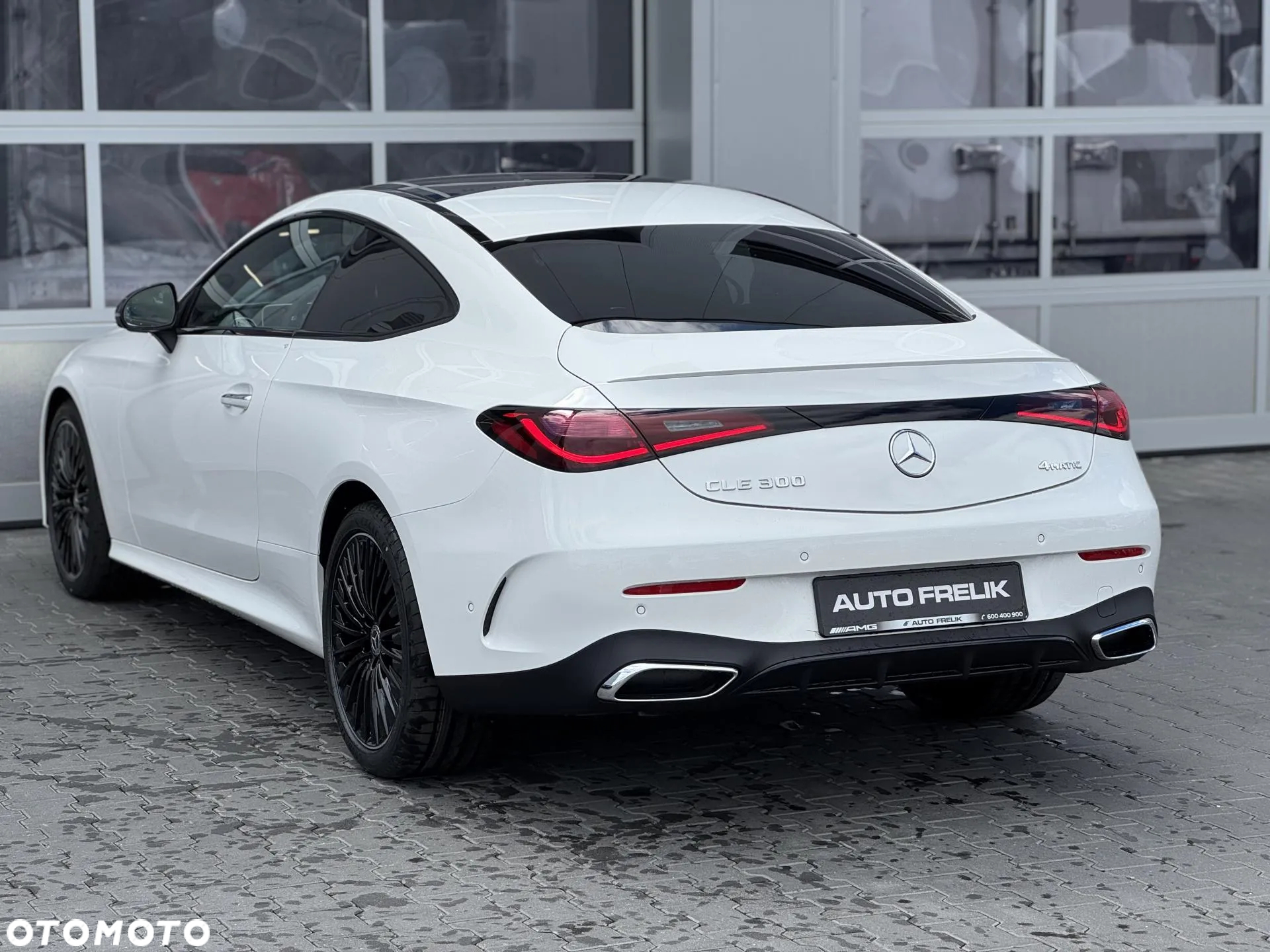 Mercedes-Benz CLE 300 4Matic Coupe 9G-TRONIC - 11