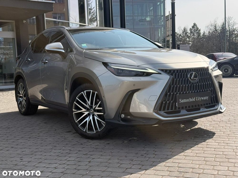 Lexus NX 450h+ Omotenashi AWD - 4