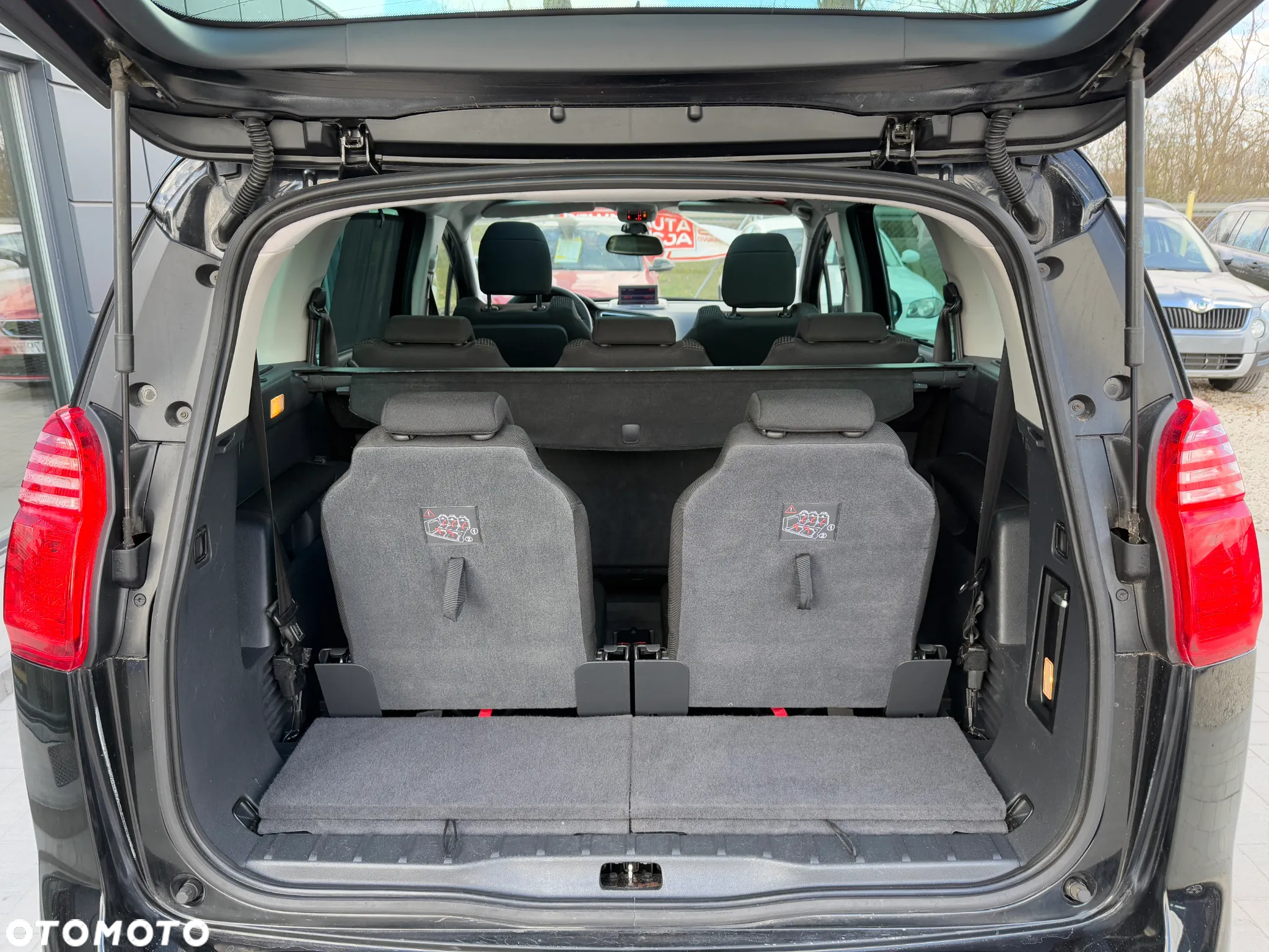Peugeot 5008 1.6 HDi Access 7os - 18