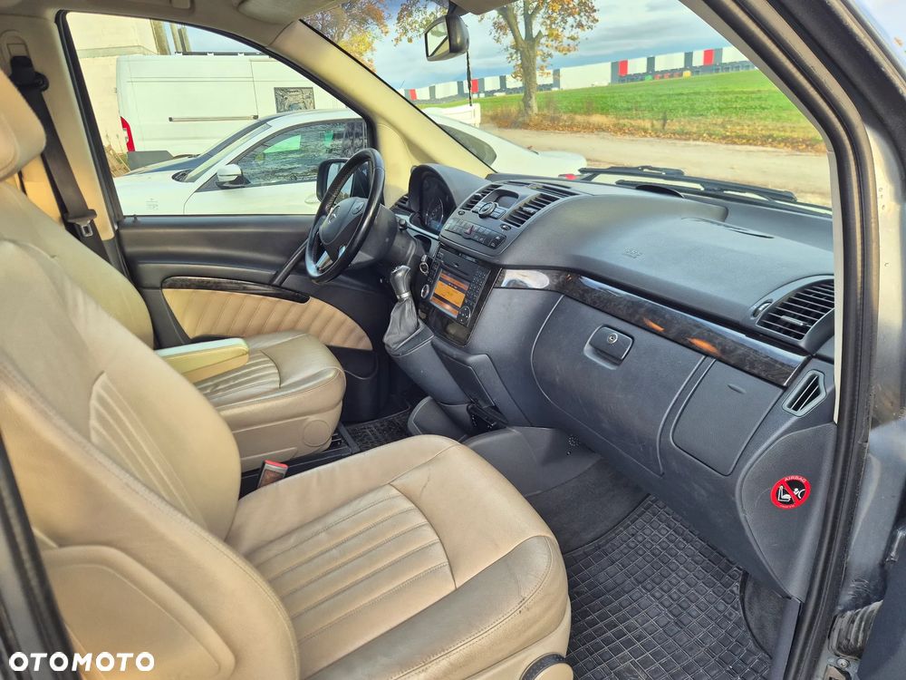 Mercedes-Benz Viano 3.0 CDI Ambiente (długi) - 19
