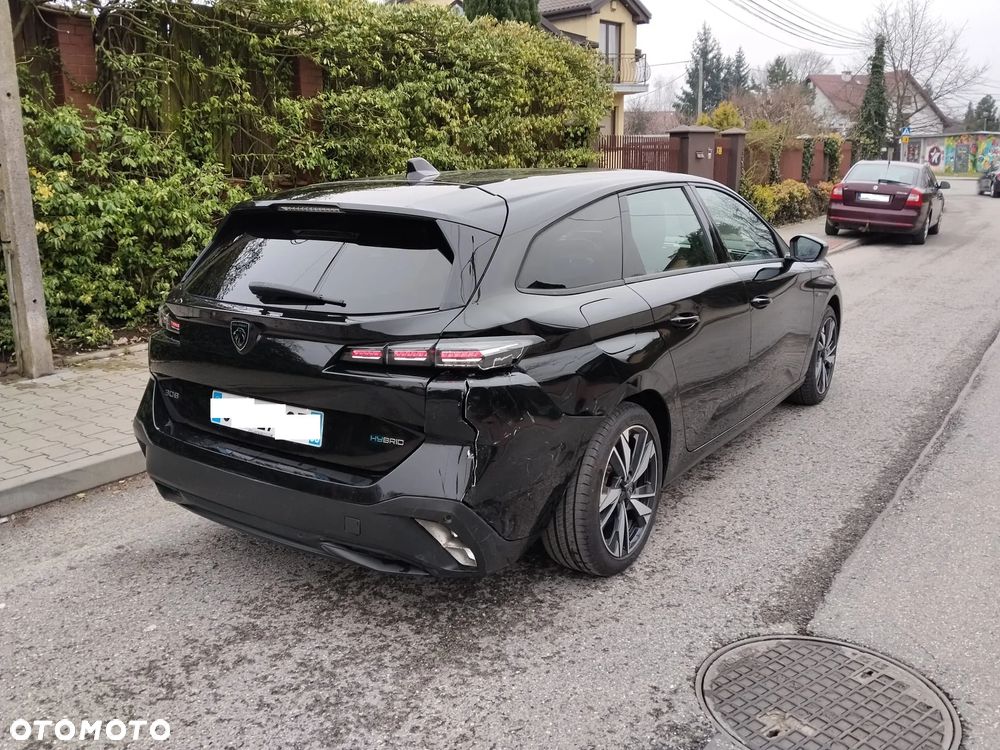 Peugeot 308 180 e-EAT8 GT - 16