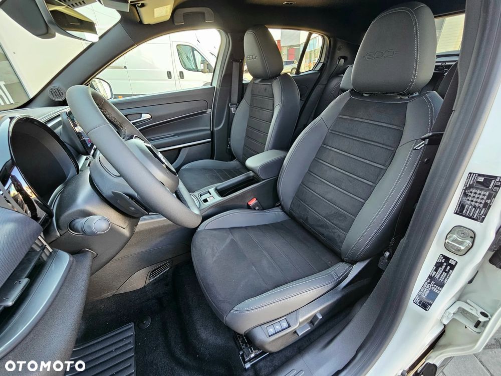 Fiat 600 1.2 Turbo Sport eDCT - 22