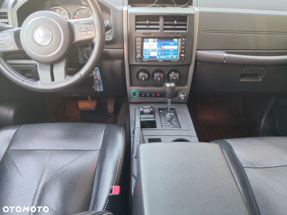 Jeep Liberty - 7