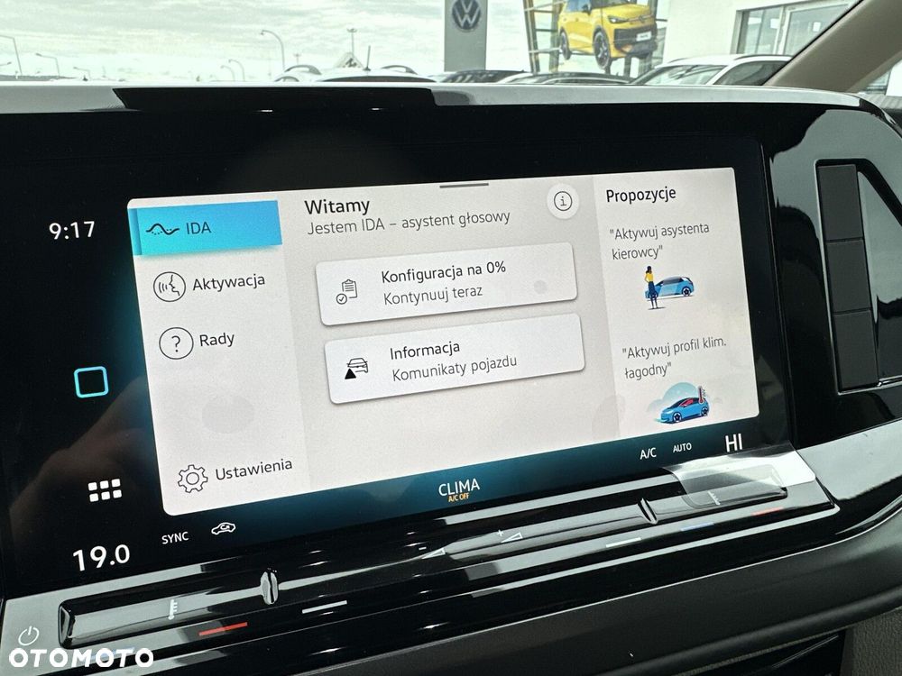 Volkswagen Multivan - 30