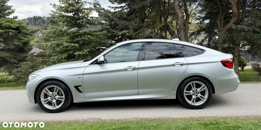 BMW Seria 3 335i xDrive M Sport - 11