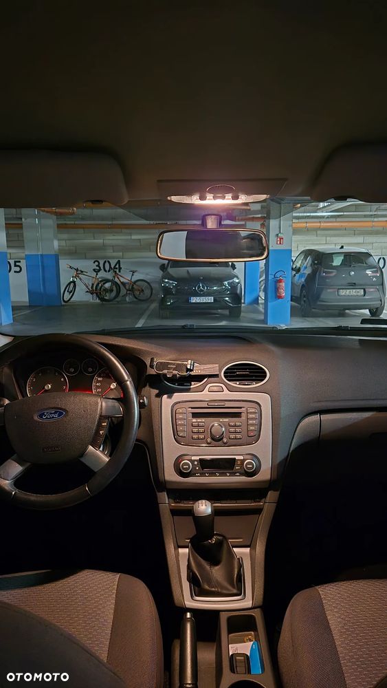Ford Focus - 8