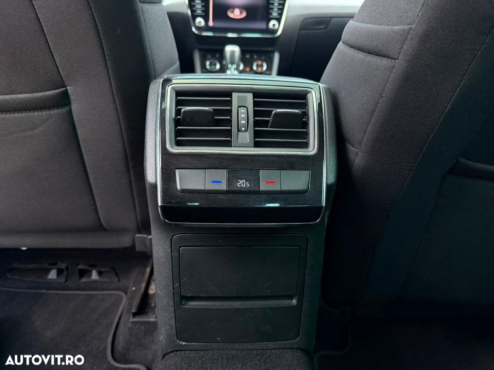 Skoda Superb 2.0 TDI DSG Style - 26