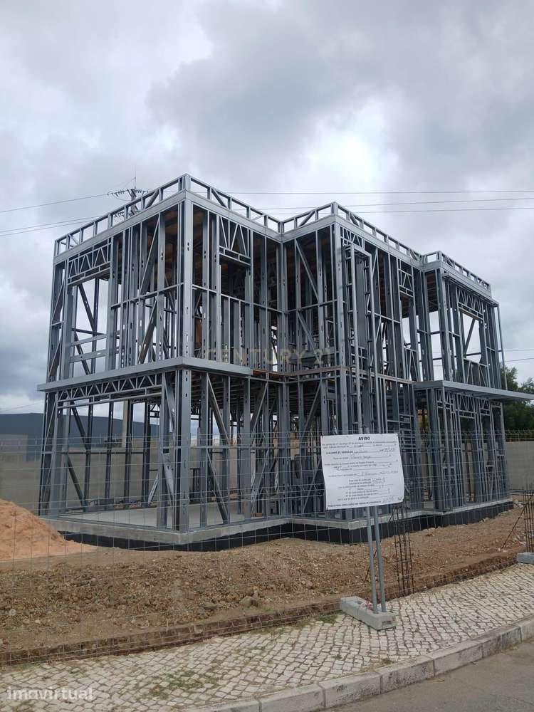 Moderna Moradia T3 em Construção em Alenquer - Grande imagem: 5/12