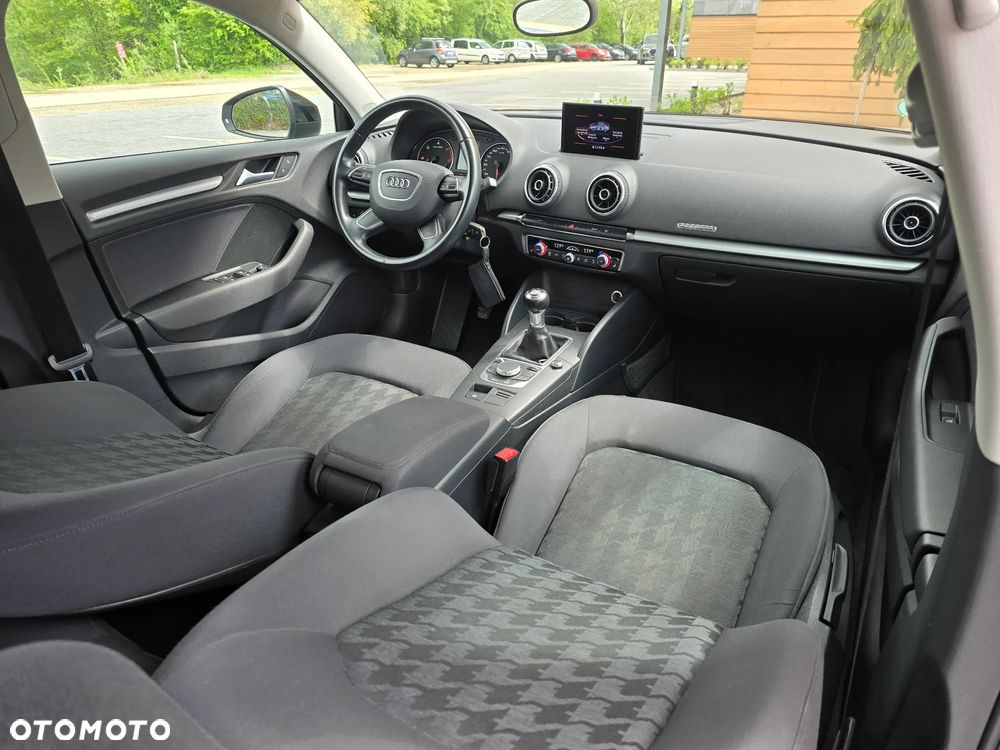 Audi A3 Limousine 2.0 TDI (clean diesel) quattro Ambition - 15
