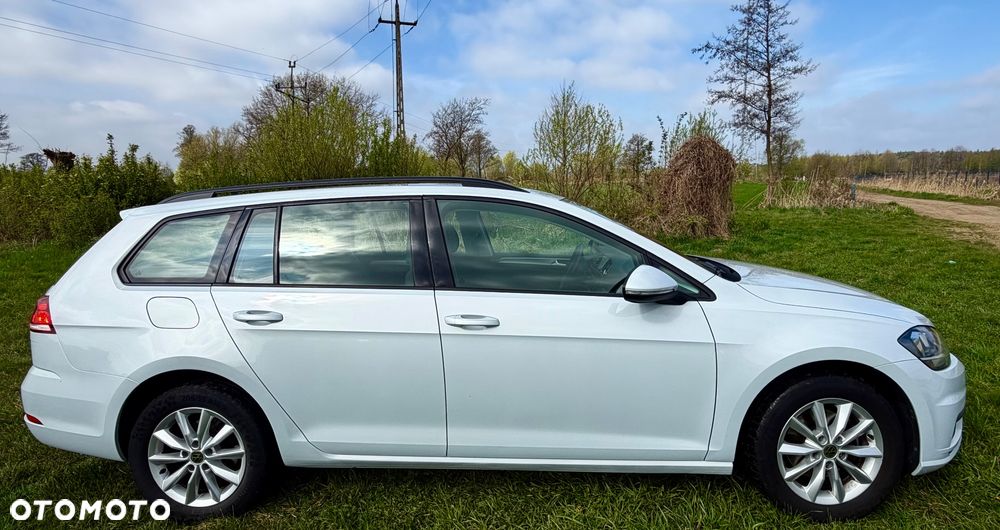 Volkswagen Golf 1.0 TSI BlueMotion Trendline - 4