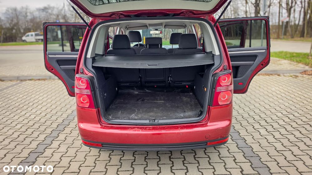 Volkswagen Touran 1.4 TSI DSG Comfortline - 17