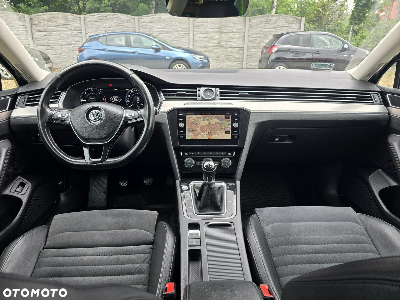 Volkswagen Passat 2.0 TDI BMT Highline - 10