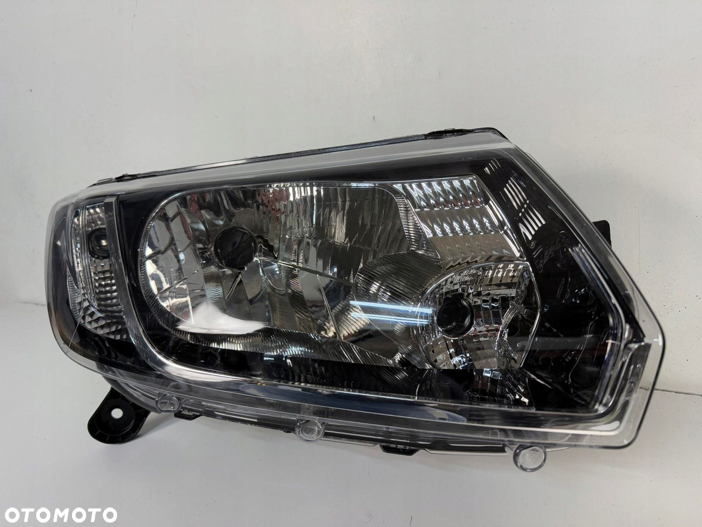 LAMPA PRZOD PRZEDNIA PRAWA DACIA SANDERO II 2 ZWYKLA 2012- 260107615R CALA - 3