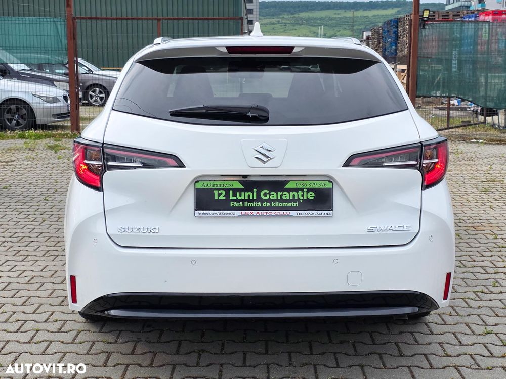 Suzuki Swace 1.8 E-CVT HEV Spirit - 24