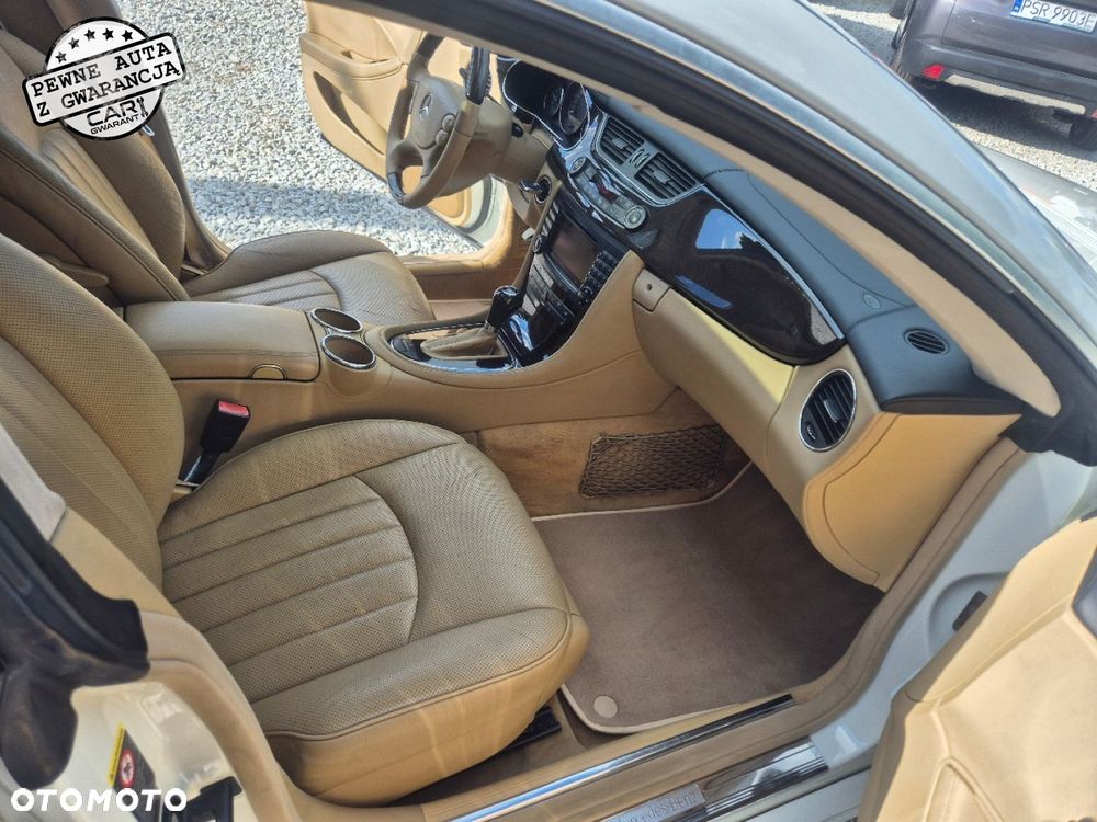 Mercedes-Benz CLS - 25