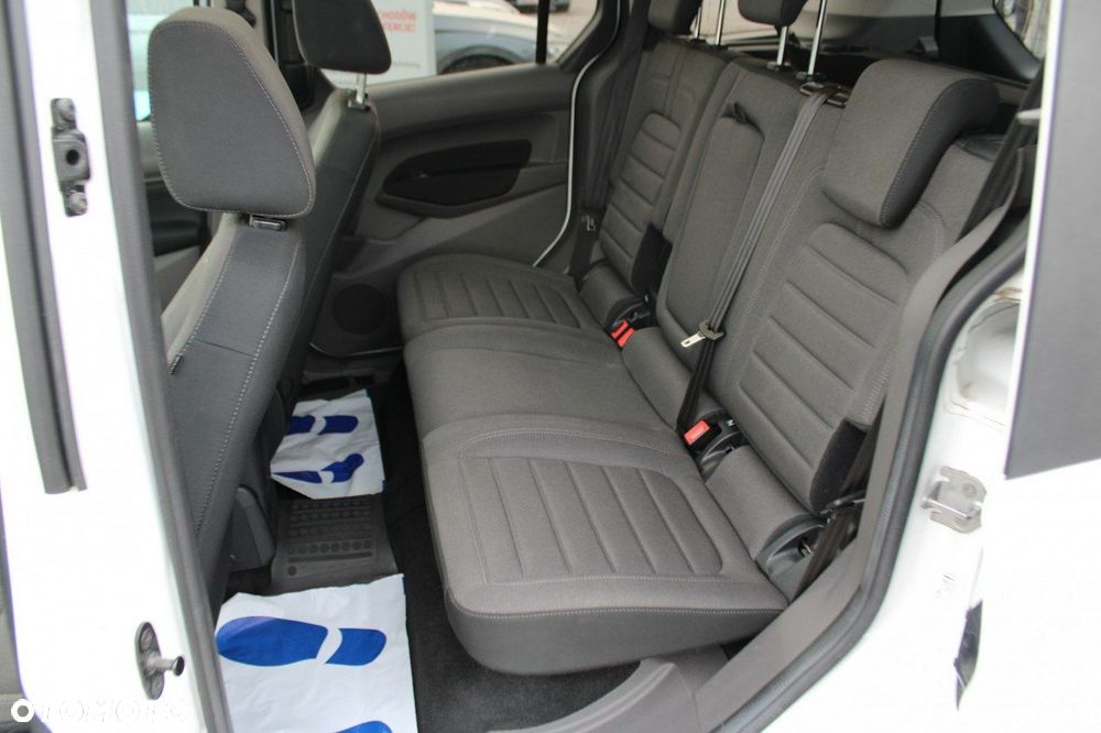 Ford Tourneo Connect - 31