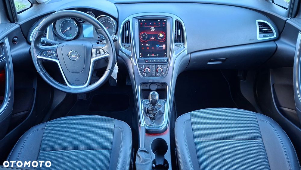 Opel Astra 1.4 Turbo Cosmo - 10