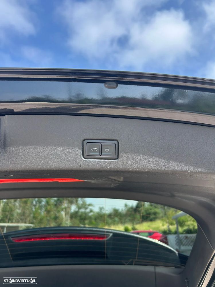 Audi Q4 e-tron 40 82 kWH - 17