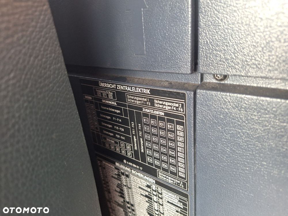 Versalift Unimog U400 4X4+ Stratos B30 24 Valn + Shmidt Kl V32 - 29