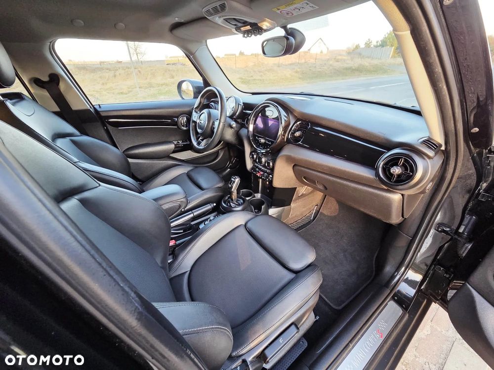 MINI Cooper S Sport-Aut - 10