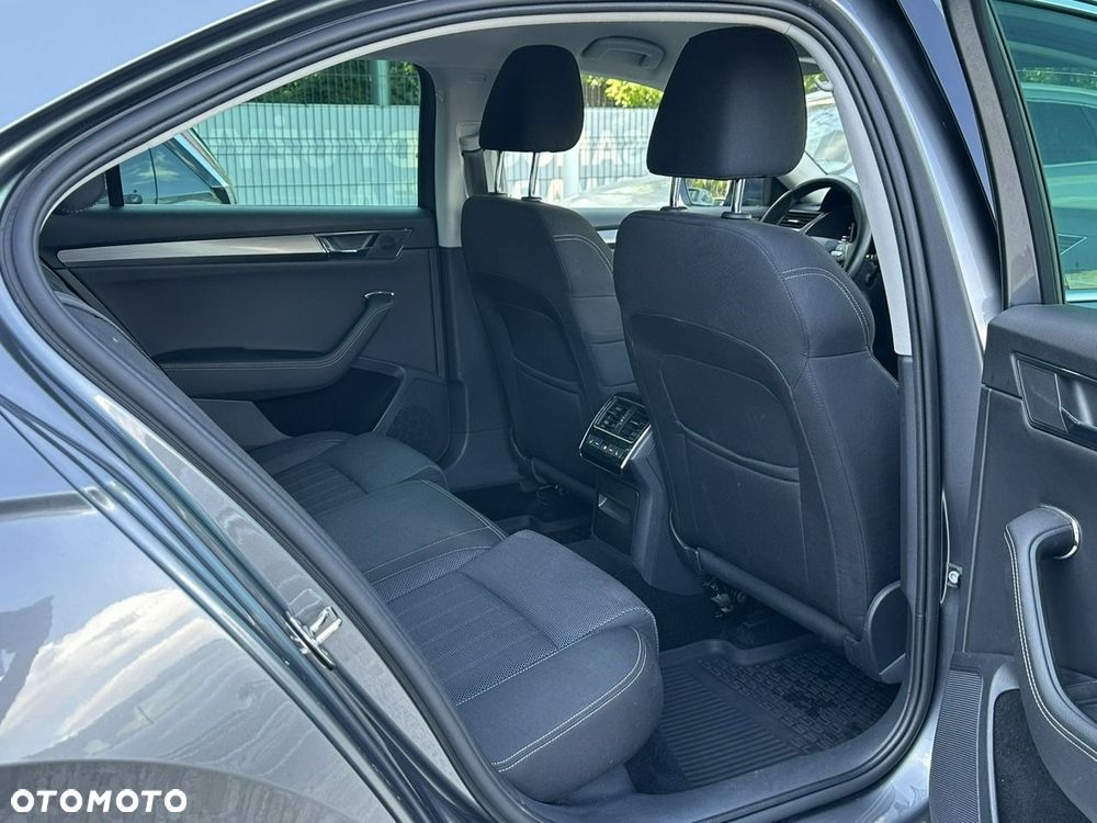 Skoda Superb 1.5 TSI Style DSG - 19