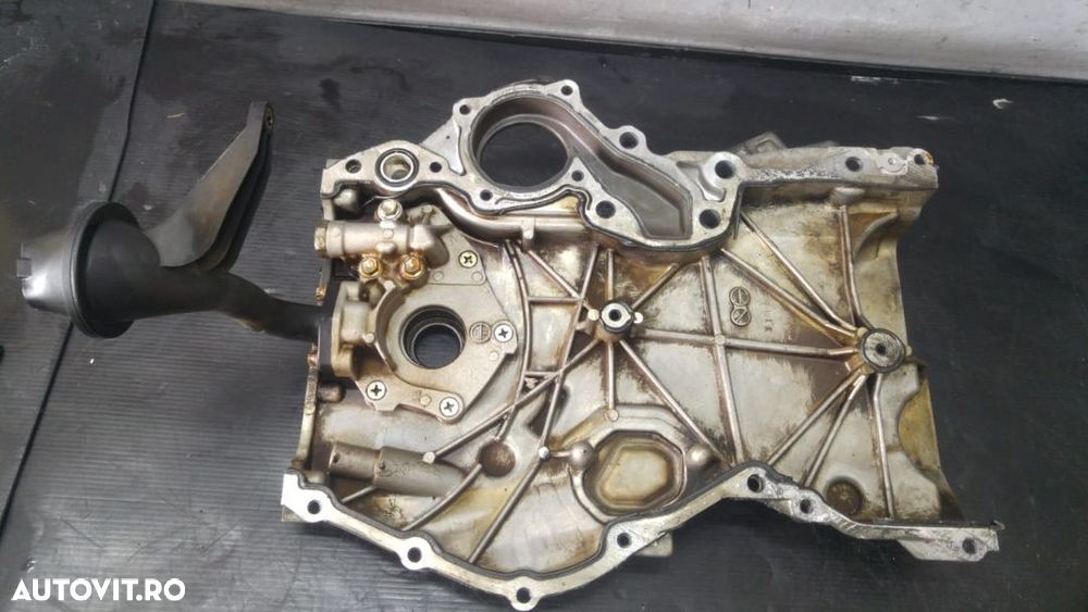 Capac distributie cu pompa ulei 1.1 b 134910 mitsubishi colt 6 mn195734 - 2