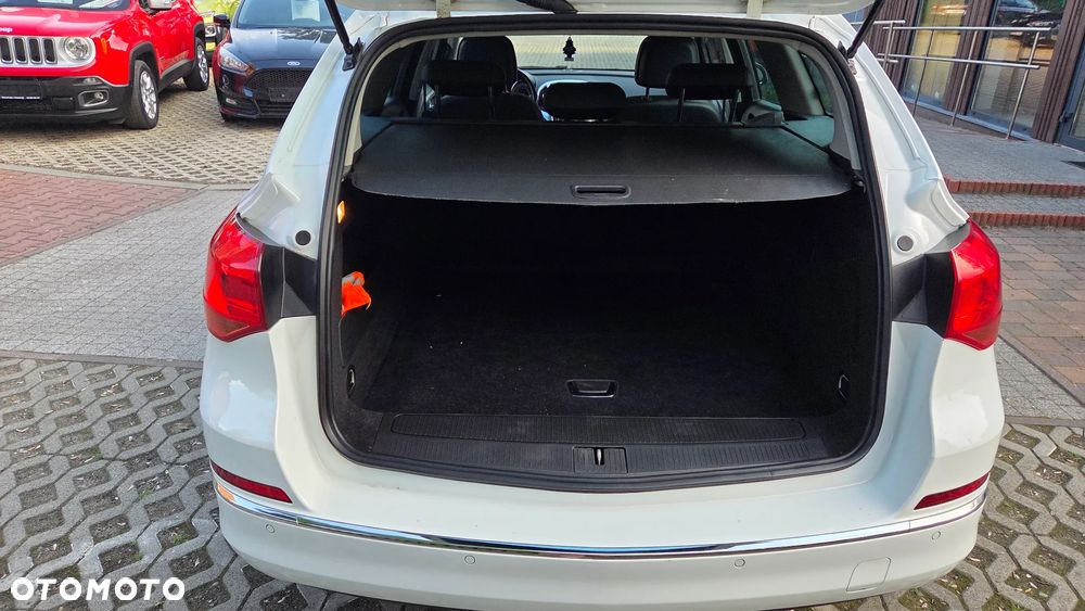 Opel Astra 1.4 Turbo Exklusiv - 5